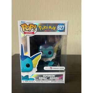 EXCLUSIVE PEARLESCENT Vaporeon Funko Pop #627 Pokemon Games Nintendo Pokecenter